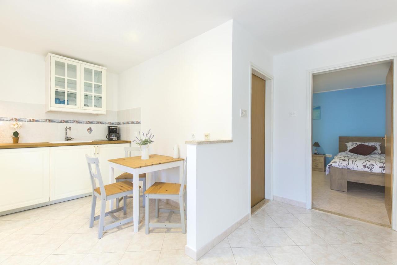 Apartment Hea *